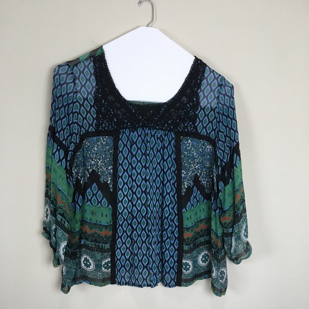 Bila crochet trim tunic, Size XXL